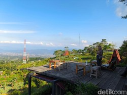 Rekomendasi 6 Tempat Nongkrong dengan Suasana Pegunungan di Kuningan