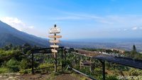 Ngopi Paripurna Sambil Nikmati Keindahan Gunung Ciremai di Kuningan