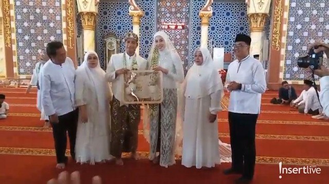 Gosip Terkini Selebriti Insertlive : Profil Dio Novandra Atlet Nasional Suami Megawati Hangestri