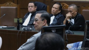 Tom Lembong Klaim Ditarget Jadi Tersangka: Tak Ada Aliran ke Saya