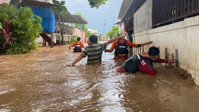 4 kecamatan terendam banjir di Kabupaten Bantaeng, Sulsel.