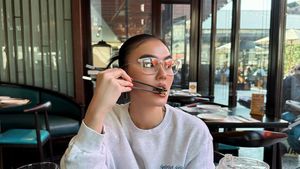 Potret Agnez Mo Saat Sarapan dan Makan Malam Romantis