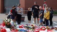 Penyerang andalan Liverpool itu dimakamkan hari ini di Portugal bersama saudaranya, Andre Silva, usai keduanya meninggal dalam kecelakaan mobil tragis di Spanyol. REUTERS/Temilade Adelaja