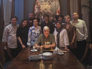 Adem! BCL dan Tiko Aryawardhana Rayakan Ultah Ayah Ashraf Sinclair di Jakarta Adem! BCL dan Tiko Aryawardhana Rayakan Ultah Ayah Ashraf Sinclair di Jakarta