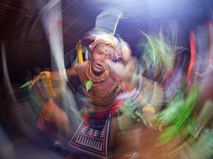 Bikin Merinding, Ritual Turuk Laggai Sikerei Mentawai Demi Penyembuhan