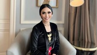 Gaya Tina Astari, Istri Menteri UMKM yang Kontroversial Perkara Tur ke Eropa