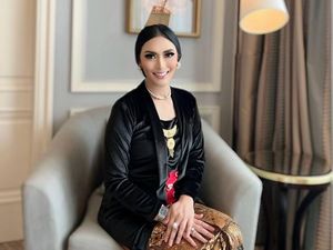 Gaya Tina Astari, Istri Menteri UMKM yang Kontroversial Perkara Tur ke Eropa Gaya Tina Astari, Istri Menteri UMKM yang Kontroversial Perkara Tur ke Eropa