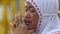 Haru, Tabur Bunga untuk Korban KMP Tunu Pratama Jaya di Selat Bali