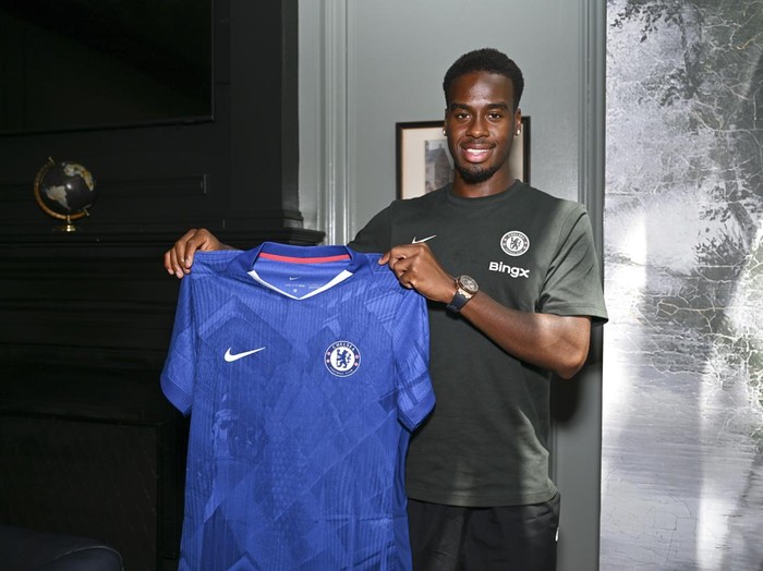 PHILADELPHIA, PENNSYLVANIA - JULY 5: Chelsea Unveil New Signing Jamie Gittens on July 5, 2025 in Philadelphia, Pennsylvania. (Photo by Darren Walsh/Chelsea FC via Getty Images)