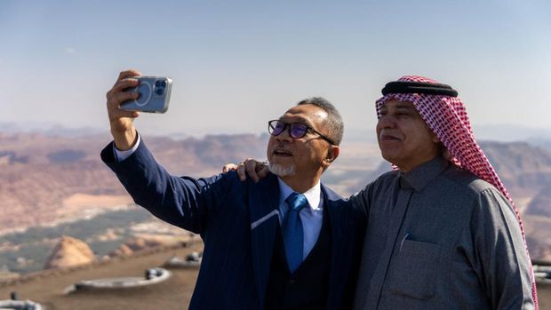 Majid bin Abdullah Al Qasabi dan Menko Pangan RI Zulkifli Hasan