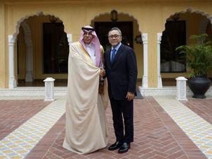 Ini Dia Orang Kepercayaan MBS yang Sambut Prabowo di Arab Saudi Ini Dia Orang Kepercayaan MBS yang Sambut Prabowo di Arab Saudi