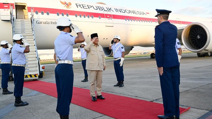 Presiden Prabowo Subianto tiba di Air Base Galeão, Rio de Janeiro, Brasil, Sabtu (5/7/2025). Presiden Prabowo Subianto tiba di Air Base Galeão, Rio de Janeiro, Brasil, Sabtu (5/7/2025).