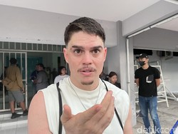 Rafinha Angkat Bicara soal Heboh Foto Bareng Bos PSIS Semarang