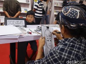 Sketsa Wajah Rp 50 Ribuan Laris di PKB 2025, Cuma 10 Menit Langsung Jadi Sketsa Wajah Rp 50 Ribuan Laris di PKB 2025, Cuma 10 Menit Langsung Jadi