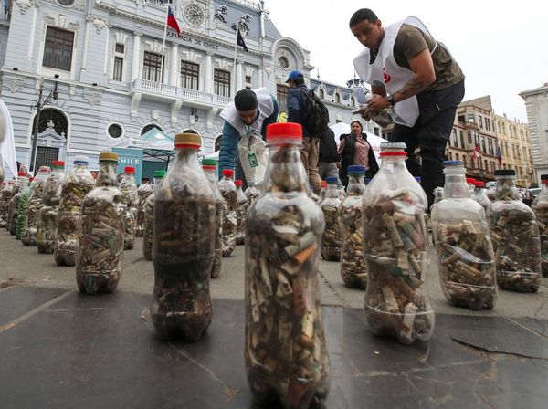 Aksi Selamatkan Lingkungan, Warga Chile Kumpulkan 170 Ribu Putung Rokok