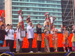 Pramono di Jakarta Dalam Warna: Wajah Betawi Tak Cuma Perayaan Pramono di Jakarta Dalam Warna: Wajah Betawi Tak Cuma Perayaan
