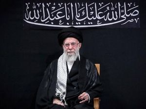 Khamenei Tegaskan Bisa Serang Pangkalan Militer AS Lagi Khamenei Tegaskan Bisa Serang Pangkalan Militer AS Lagi