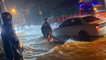 BMKG: Cuaca Ekstrem Belakangan Disebabkan Dinamika Atmosfer yang Tidak Lazim