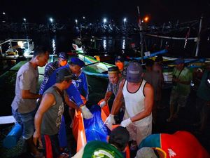 Lagi, Mayat Laki-laki Ditemukan di Perairan Muncar Banyuwangi Lagi, Mayat Laki-laki Ditemukan di Perairan Muncar Banyuwangi