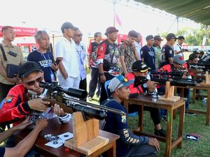 Polres Probolinggo Gelar Kejuaraan Menembak Senapan Angin 2025 Polres Probolinggo Gelar Kejuaraan Menembak Senapan Angin 2025