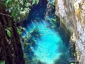 Seperti Tempat Syuting Pirates of The Carribean di Maratua Seperti Tempat Syuting Pirates of The Carribean di Maratua
