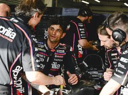 Sudahlah Aprilia! Tak Ada Gunanya Pertahankan Jorge Martin