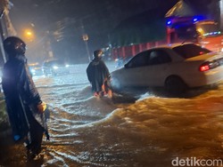 Banjir di Sejumlah Titik, Bupati Badung Sebut Drainase Perlu Diperbaiki