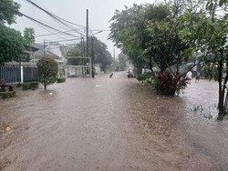 Banjir Rendam Sejumlah Titik di Tangsel, Ini Lokasinya