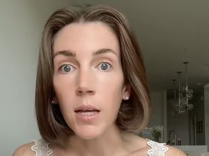 Influencer Dikecam Terapkan Princess Treatment, Tak Mau Buka Pintu Sendiri