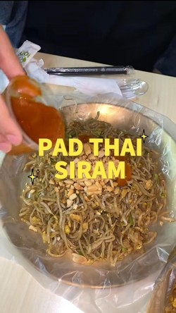 Video: Uniknya Pad Thai dengan Siraman Kuah Gurih