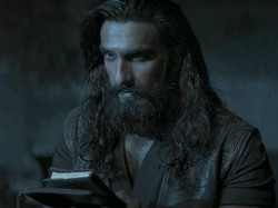 Film Ranveer Singh Dihujat Usai Dipasangkan dengan Aktris Beda 20 Tahun