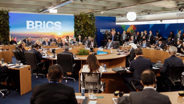 Di depan Prabowo, Presiden Brasil Luiz InÃ¡cio Lula da Silva menyampaikan BRICS merupakan perwujudan deklarasi Konferensi Asia-Afrika atau Konferensi Bandung. (Dok Tim Media Presiden).