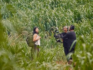 Jacquelyn Chandra Kecohkan Netizen Gegara Jurassic World Rebirth Jacquelyn Chandra Kecohkan Netizen Gegara Jurassic World Rebirth