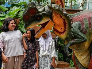 Jurassic Java Bandung Bikin Liburan Makin Seru dengan Atraksi Dinosaurus Jurassic Java Bandung Bikin Liburan Makin Seru dengan Atraksi Dinosaurus