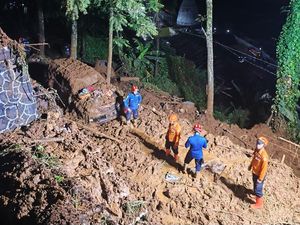 Tim SAR Ungkap Detik-detik Warga Tertimbun Longsor Puncak Bogor Saat Mancing