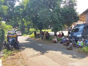 Tim Gegana Diterjunkan ke Lokasi Ledakan Dahsyat di Pasuruan Tim Gegana Diterjunkan ke Lokasi Ledakan Dahsyat di Pasuruan