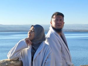 Kabar Nia dan Adit AFI, Bersama Menuju Puncak hingga Pernikahan Kabar Nia dan Adit AFI, Bersama Menuju Puncak hingga Pernikahan