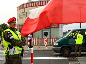 Polandia Perketat Perbatasan Jerman-Lithuania, Waspadai Migrasi Polandia Perketat Perbatasan Jerman-Lithuania, Waspadai Migrasi