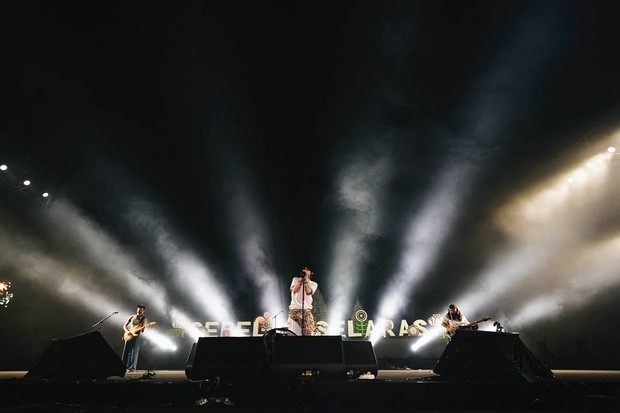 Potret eaJ di festival Prambanan Jazz 2025