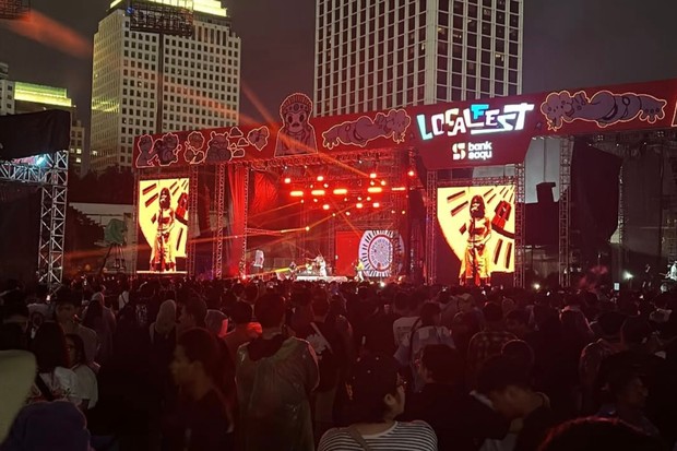 Potret story eaJ menyaksikan Local Fest di GBK