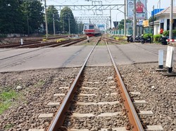 Perbaikan Jalur KA, Perlintasan Stasiun Bekasi Ditutup Tiap Malam