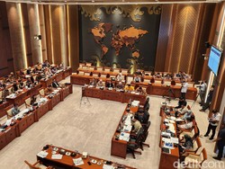 Legislator Soroti 87% Pelajar di Indonesia Kerjakan Tugas Pakai AI