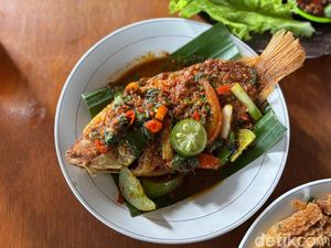RM Imah Mih Asri: Oseng Nila dan Ampas Kecap khas Sunda di Warung Langganan PNS RM Imah Mih Asri: Oseng Nila dan Ampas Kecap khas Sunda di Warung Langganan PNS