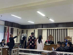 Iuran Kebersamaan Miliaran Dibungkus Kertas Kado Diserahkan ke Mbak Ita