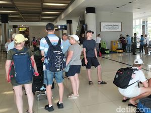 Erupsi Lewotobi, Air Asia Batalkan Dua Penerbangan ke Komodo Erupsi Lewotobi, Air Asia Batalkan Dua Penerbangan ke Komodo