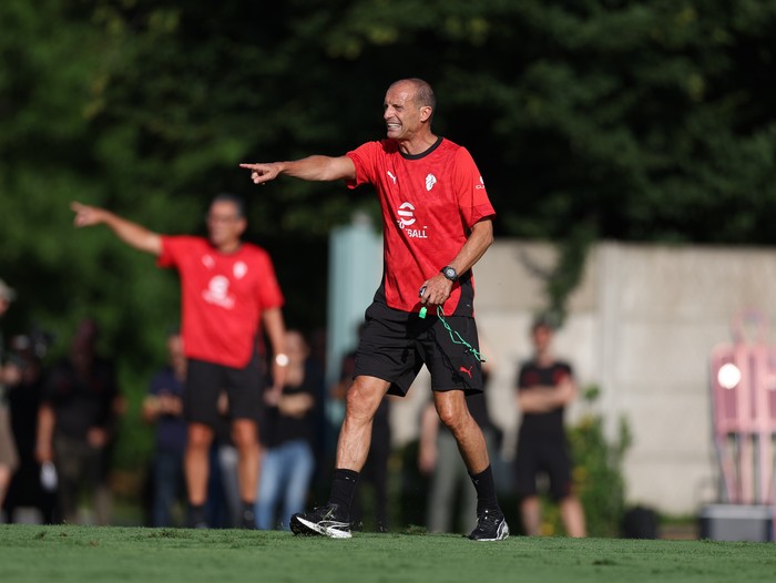 CAIRATE, ITALY - JULY 07: Head coach AC Milan Massimiliano Allegri reacts during AC Milan training session at Milanello on July 07, 2025 in Cairate, Italy. (Photo by Claudio Villa/AC Milan via Getty Images)