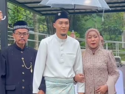 7 Foto Pernikahan Gunawan Dwi Cahyo Eks Suami Okie Agustina, Bergaya Melayu