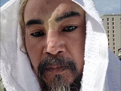 Penampilan Limbad saat Umrah, Imigrasi Jedah: Astaghfirullahaladzim!