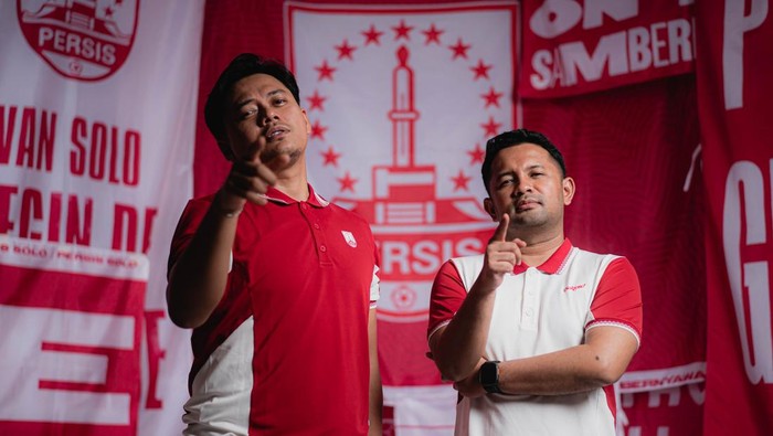 Persis Solo Asisten Pelatih Persis Solo Mohamad Zulhazman Zulazwar, dan Pelatih Fisik Persis Solo Khairulanwar Md. Isa. Foto diunggah Selasa (8/7/2025).