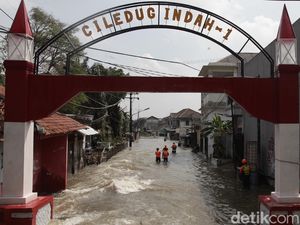 Atasi Banjir, Pemprov Banten Akan Normalisasi Kali di Maharta-Ciledug Indah Atasi Banjir, Pemprov Banten Akan Normalisasi Kali di Maharta-Ciledug Indah